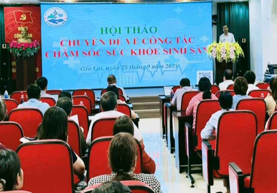 ThS.BS Đình Hà Nam - Phó Giám đốc Sở Y tế phát biểu khai mạc tại Hội thảo. Hình ảnh: Hồng Quý