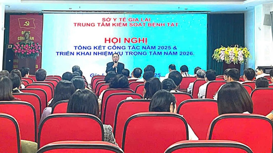 BS.CKII Nguyễn Thanh Truyền – Giám đốc Trung tâm Kiểm soát bệnh tật phát biểu tại Hội nghị.
