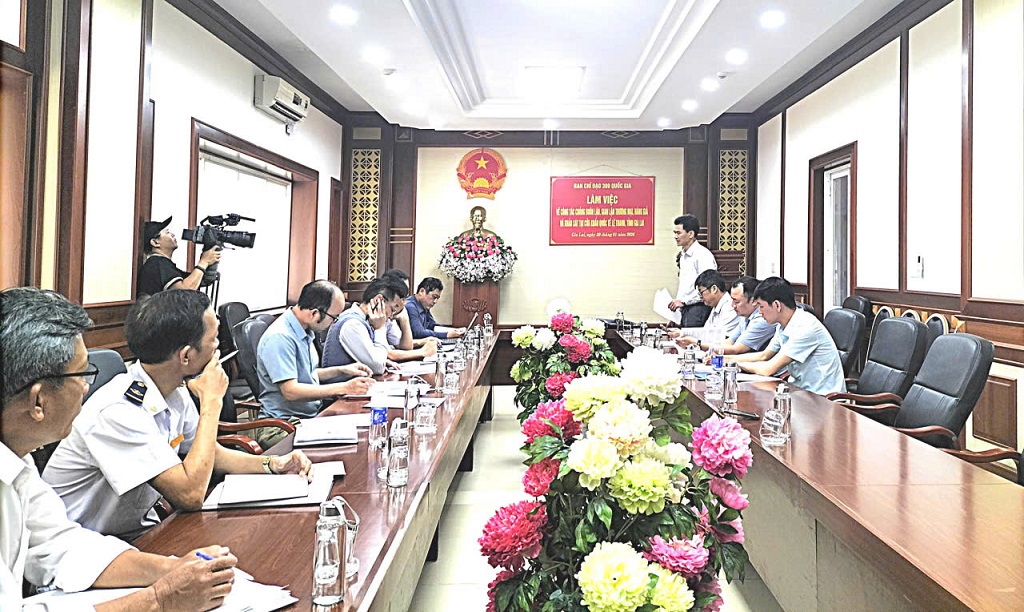 Quang cảnh buổi làm việc