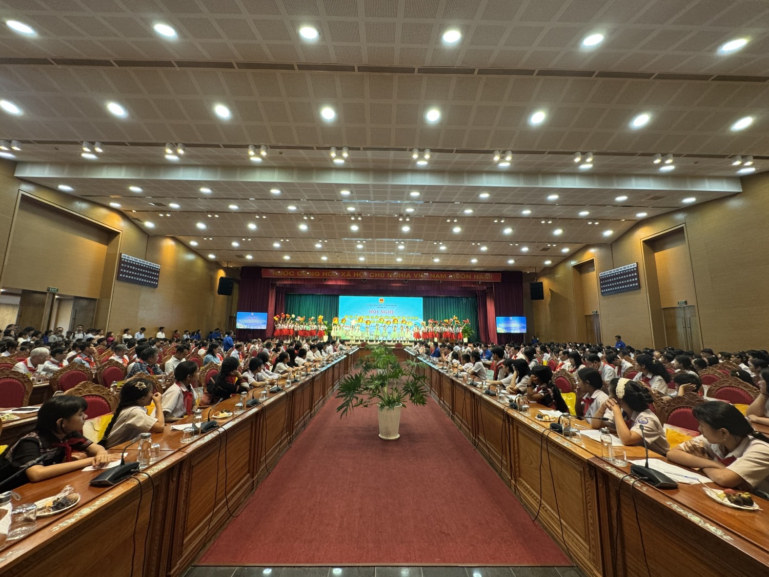 : Toàn cảnh hội nghị.(ảnh Bích Thảo)