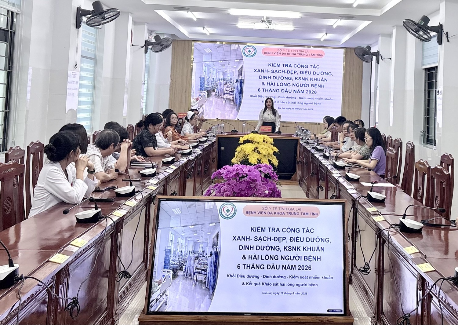 Quang cảnh buổi làm việc (Ảnh: Thu Phương)