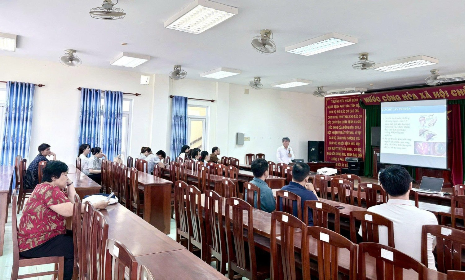 Quang cảnh lớp tập huấn (Ảnh: Thu Phương)